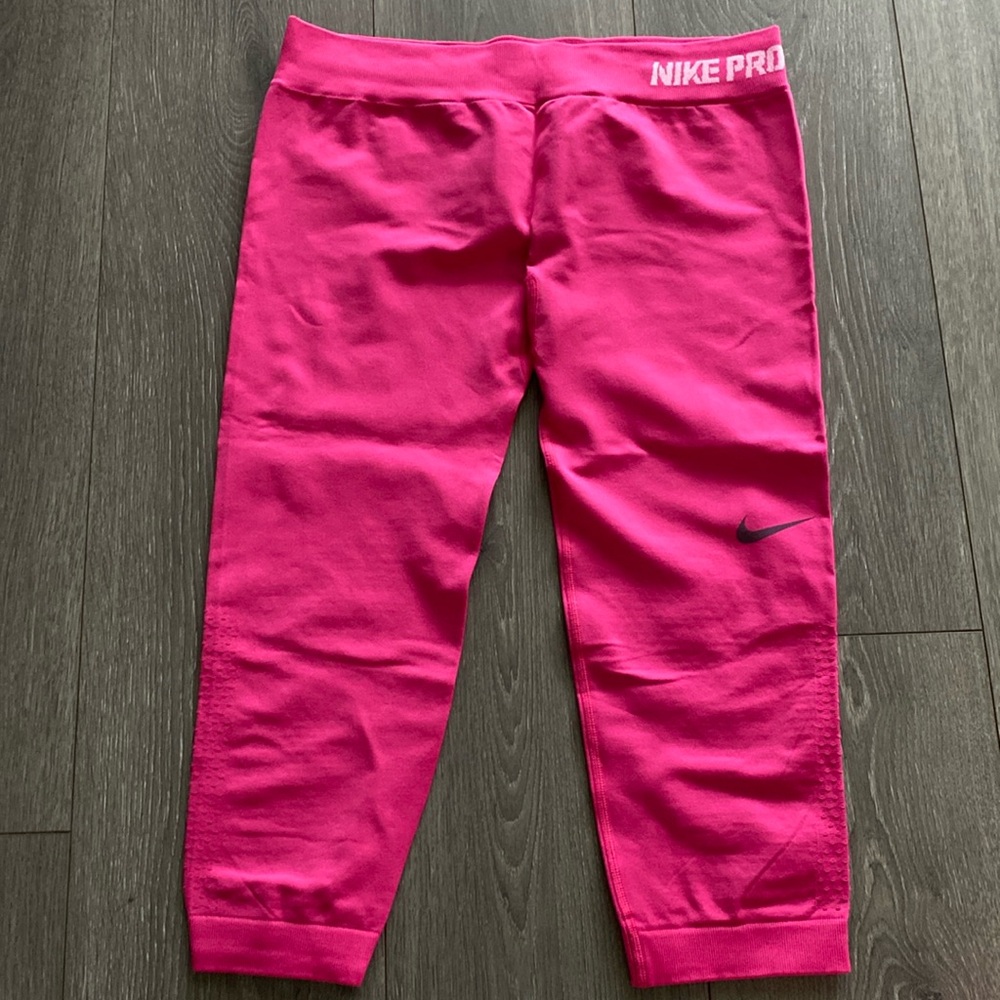 Nike Pro Pink Legging